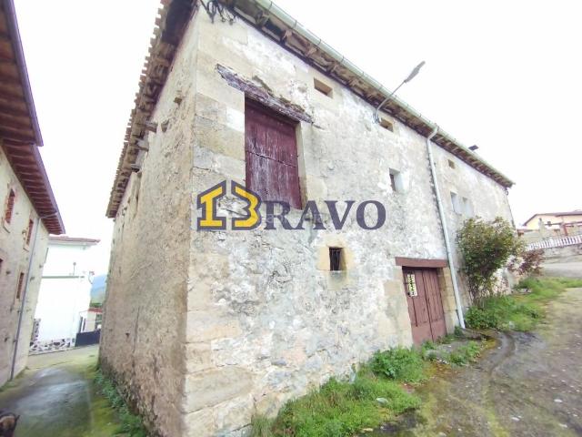 Casa en venta en Villarcayo de Merindad de Castilla la Vieja. CASA EN VENTA ZONA DE VILLARCAYO. Casas Villarcayo de Merindad de Castilla la.