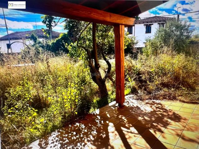 Casa en venta en Villaturiel. CASA EN VALDESOGO DE 220 M2 Y 790 M2 DE PARCELA, A 9 KM DE LEÓN 15 MIN. Casas.