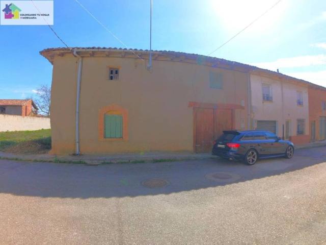 Casa en Venta en Villaturiel