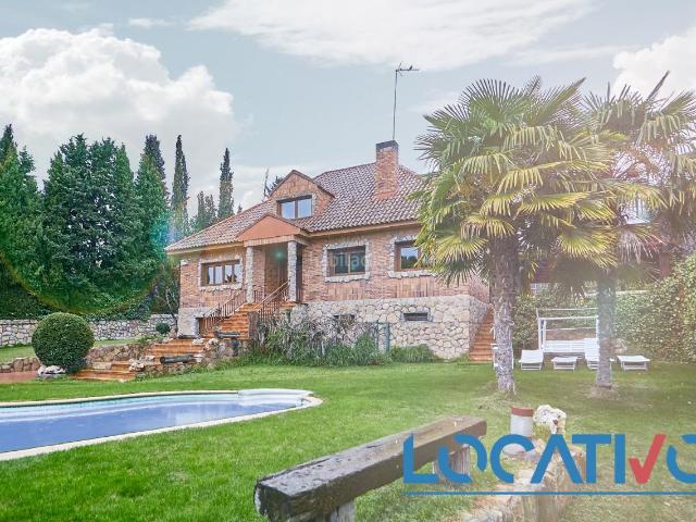 Casa en venta en Villaviciosa de Odón, Castillo Campodón. Casas Villaviciosa de.