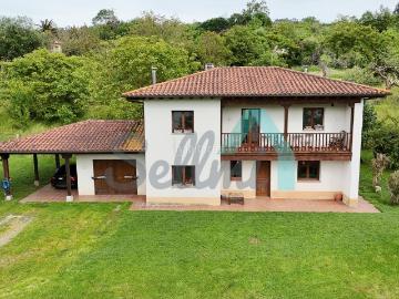 Casa en venta en Villaviciosa, Selorio Tornón. Casas.