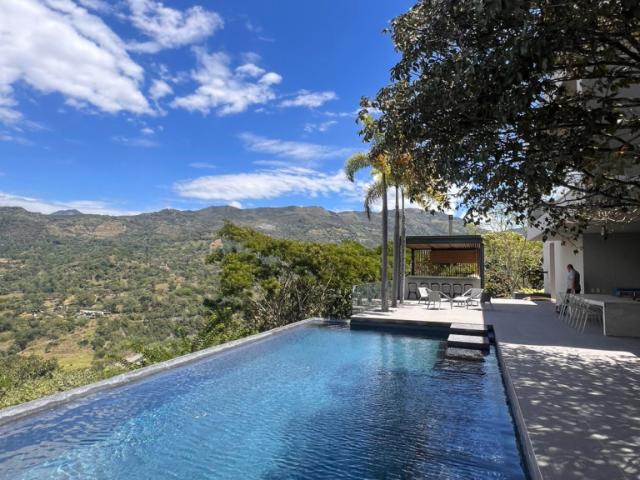 Casa En Venta En Villeta En Hacienda Dos Maderos V276872