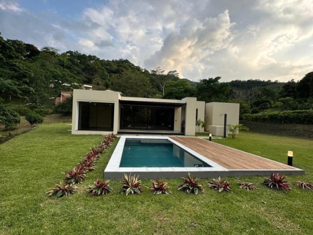 Casa En Venta En Villeta En Payande V316627