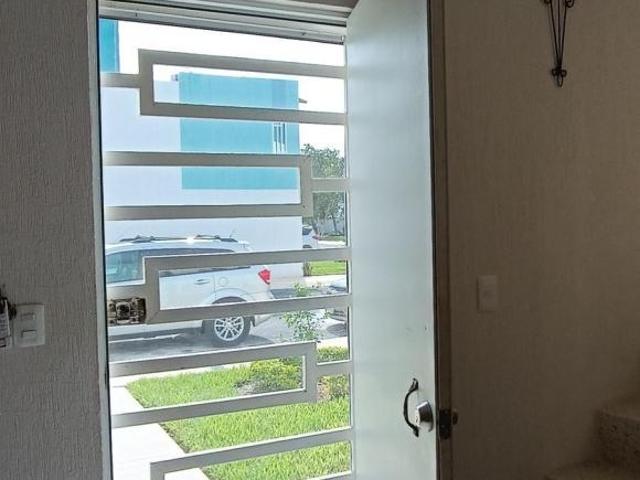 CASA EN VENTA EN VISTA REAL II, CANCUN, Q. ROO