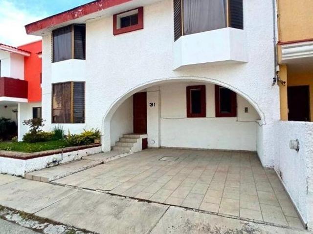 CASA EN VENTA EN VIRREYES EN ZAPOPAN