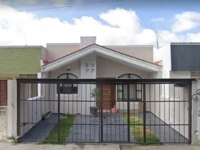 Casa en venta en Viveros del Valle, Zapopan, Jalisco