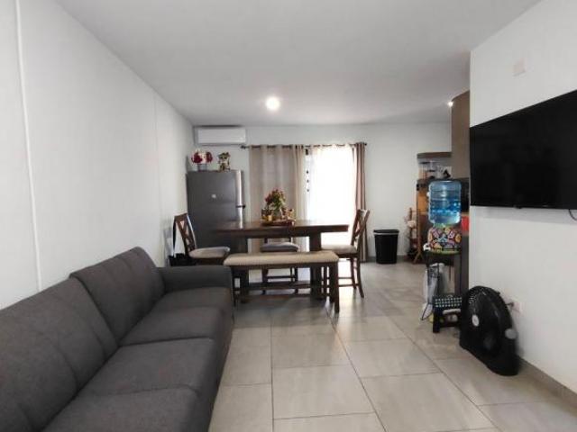 Casa En Venta en Vizcaino Residencial en Rosarito
