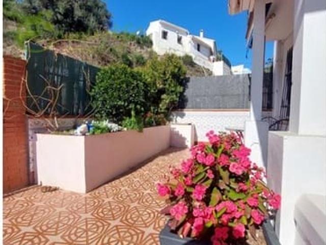 Casa en venta en Viñuela, Málaga