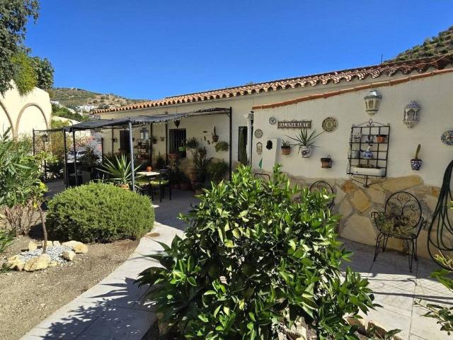 Casa en Venta en Viñuela