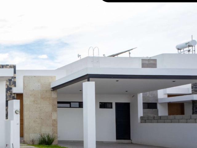 Casa en venta en Viñedos, modelo QATAR