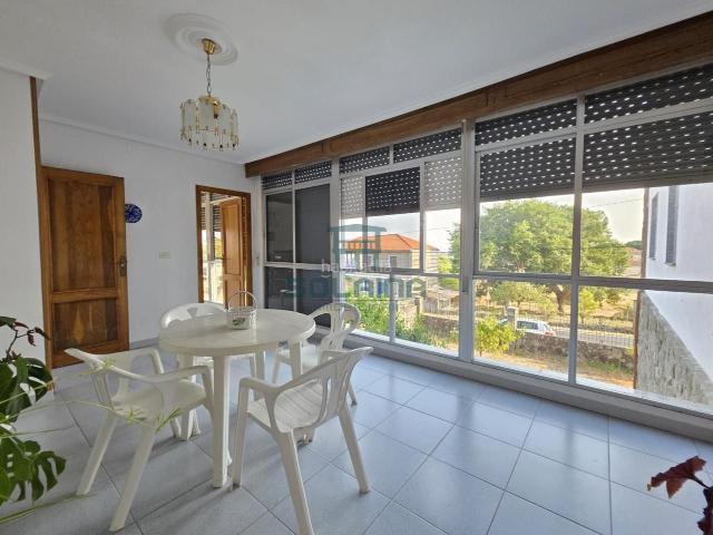 Casa en venta en Xunqueira de Ambía. Casas Xunqueira de.