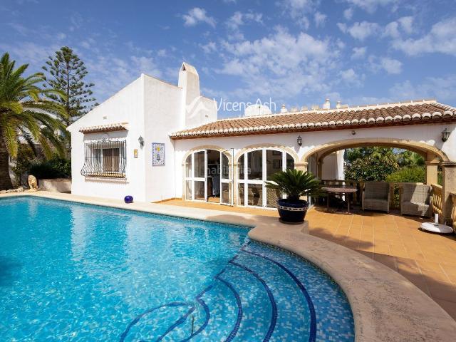 Casa en venta en Xàbia, Cap Martí El Tossalet Pinomar. Chalet en venta en Pinomar, Javea a solo 3,5 km de la playa. Casas.