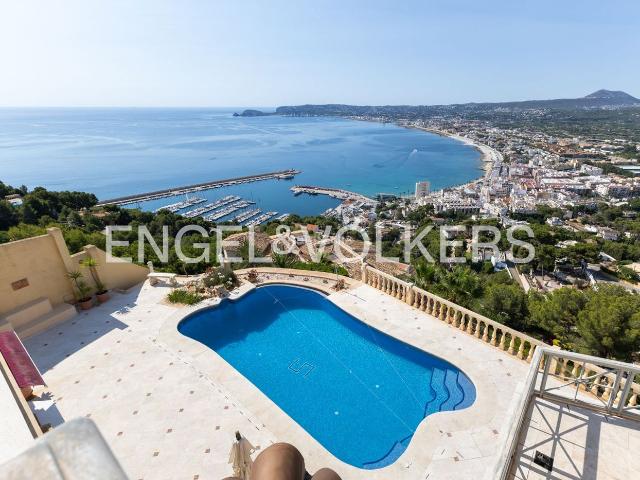 Casa en venta en Xàbia, Puerto. Lujo y vistas incomparables. Casas.