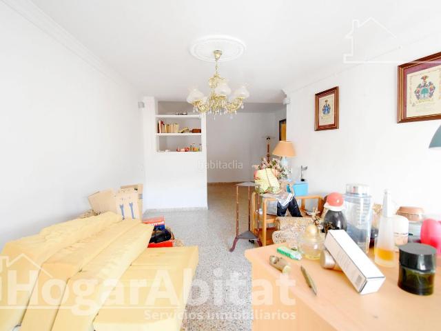 Casa en venta en Xeraco. EXCELENTE OPORTUNIDAD! GRAN CASA PARA REFORMAR CON GARAJE Y TRES TERRAZAS. Casas.