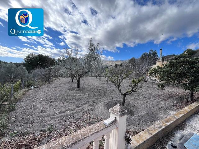 Casa en venta en Xixona. Casa en venta en JijonaXixona, 5 dormitorios. Casas.