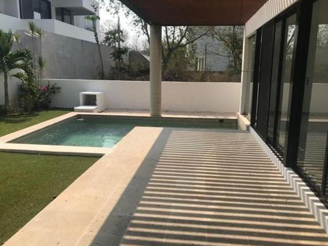 CASA EN VENTA EN YUCATÀN COUNTRY CLUB