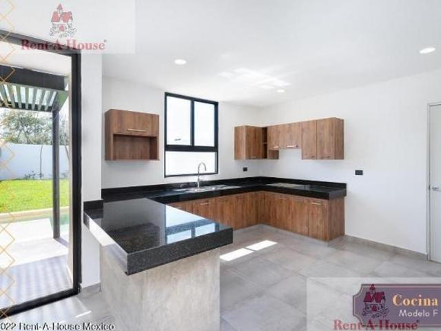 Casa en Venta en Yucatan, Cholul RG 25 3335