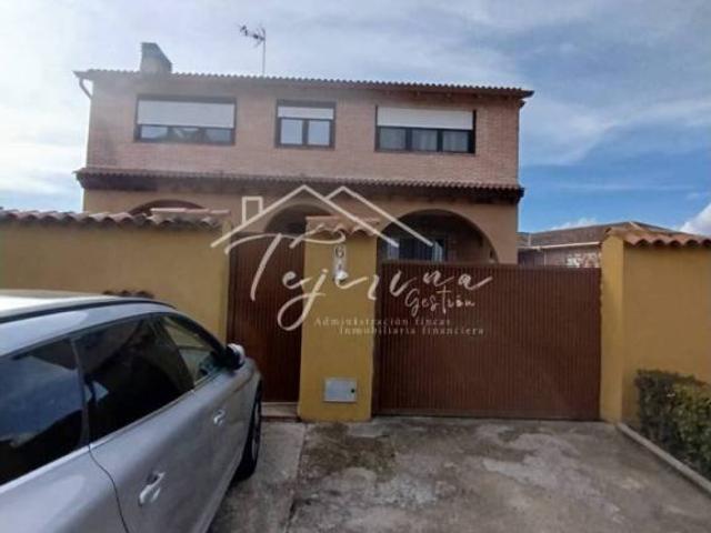 Casa en Venta en Yunquera de Henares