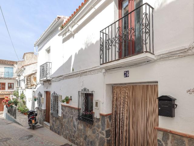 Casa en venta en Yunquera. Propiedad con encanto. Casas.