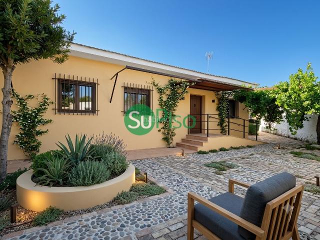 Casa en venta en Yeles. Casas.