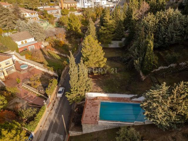 Casa en venta en Zubia La, Cumbres Verdes. Tu nueva casa, diseñada a medida y lista para disfrutar. Casas Zubia.