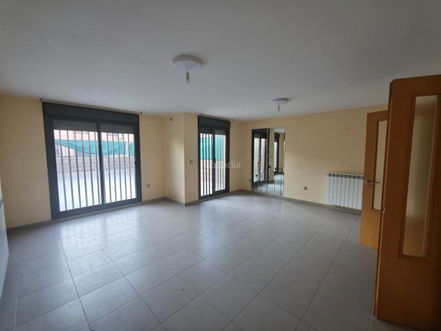 Casa en venta en Zuera. Casas.