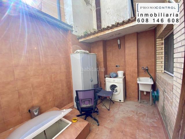 Casa en venta en Zuera. Casas.