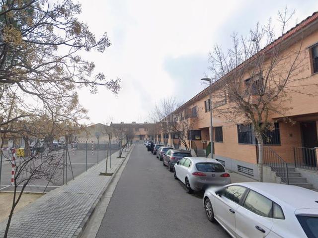 Casa en venta en Zuera. Vivienda en Zuera Zaragoza. Casas.