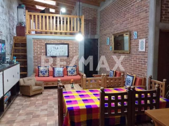 Casa en venta en Zacatlán con local comercial. 4