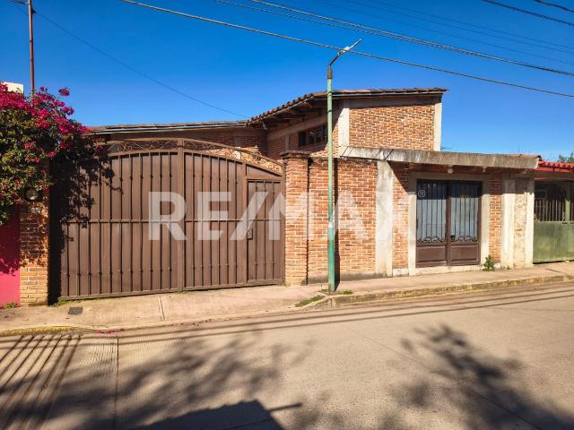 Casa en venta en Zacatlán con local comercial