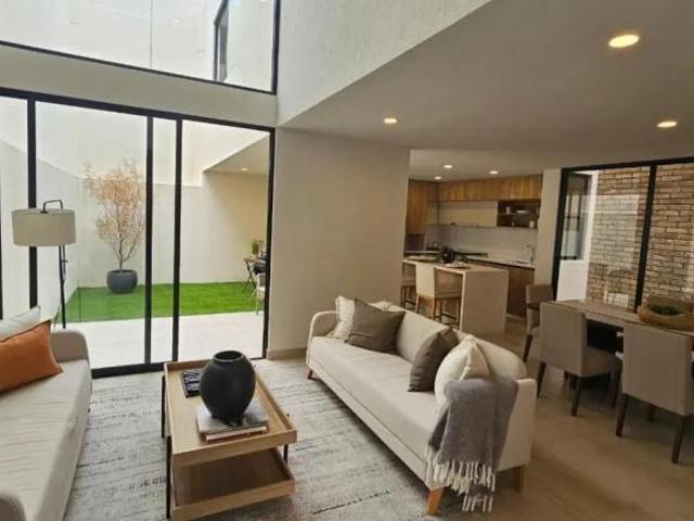 CASA EN VENTA EN ZÁKIA EN QUERETARO