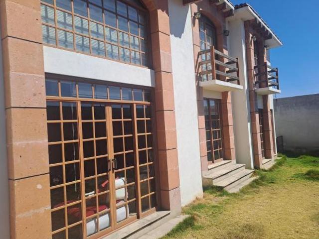 CASA EN VENTA EN ZANACANTEPEC MEXICO