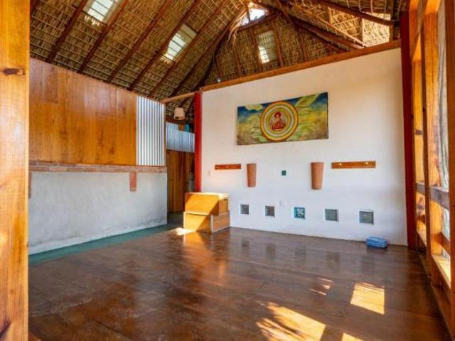 Casa en Venta en Zapotal, Cerca de Playa Ventanilla