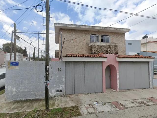 CASA EN VENTA EN ZAPOPAN, JAL