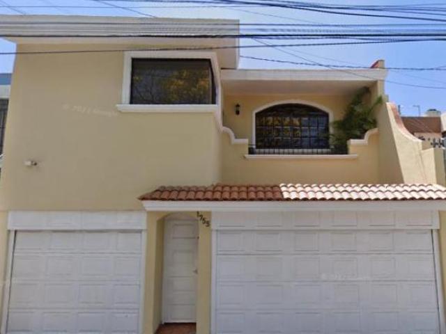 CASA EN VENTA EN ZAPOPAN, JALISCO