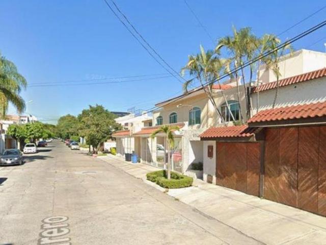 CASA EN VENTA EN ZAPOPAN JALISCO EXCELENTE PROPIEDAD EN VENTA A UN PRECIO ESPECTACULAR APROVECHA!