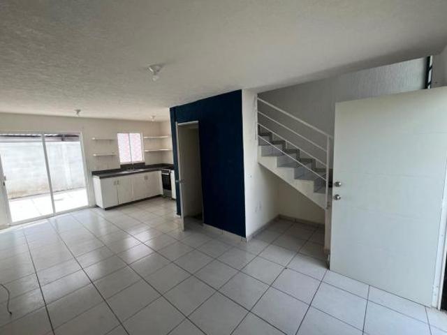 CASA EN VENTA EN ZAPOPAN, MIRADOR DEL BOSQUE
