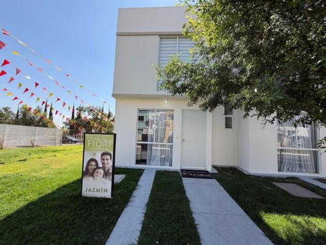 Casa en venta en zapopan Privada Fiori