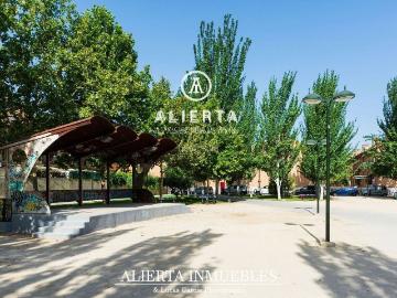 Casa en venta en Zaragoza, Movera. Urbanización Camino Torre Hornero Movera. Casas.