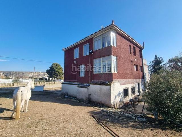 Casa en venta en Zaragoza, Alfocea. Casas.