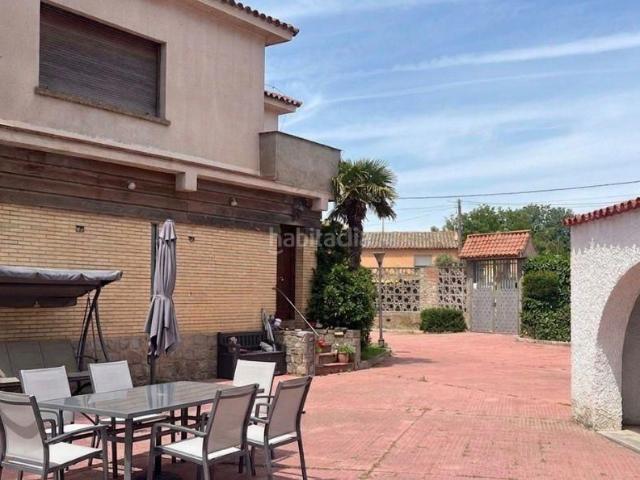 Casa en venta en Zaragoza, Garrapinillos. ESPECTACULAR CHALET EN VENTA PROXIMO A MIRALBUENO!. Casas.