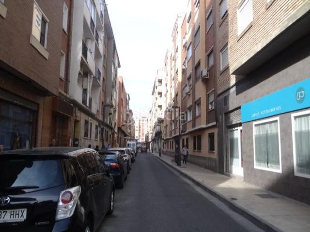 Casa en venta en Zaragoza, Las Fuentes. Casas.