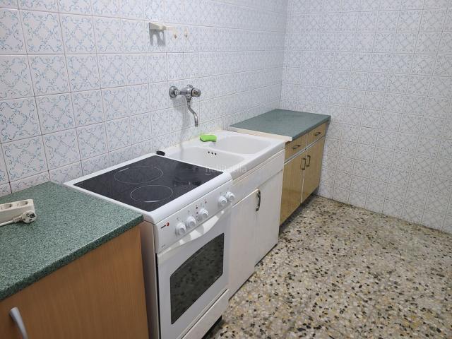 Casa en venta en Zaragoza, Salvador Allende. CASA EN NUEZ DE EBRO ZARAGOZA a solo 19 kms. Casas.