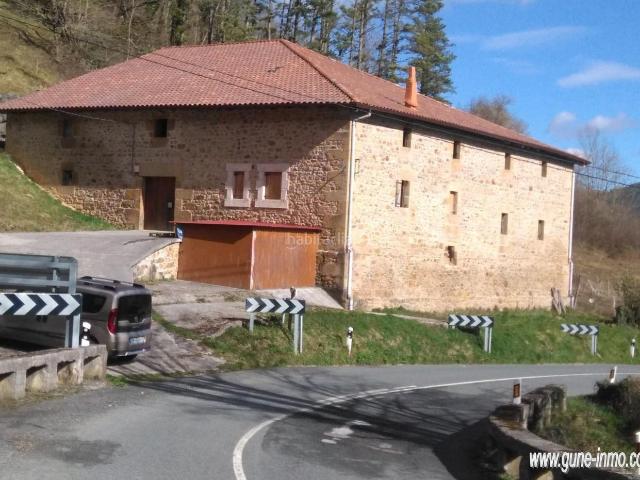 Casa en venta en Zegama. Caserio en venta. Zegama. Casas.
