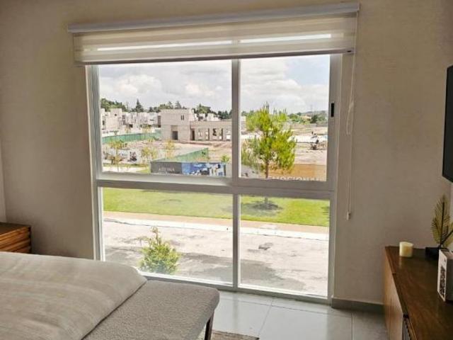CASA EN VENTA EN ZINACANTEPEC A 5MIN. DEL TREN