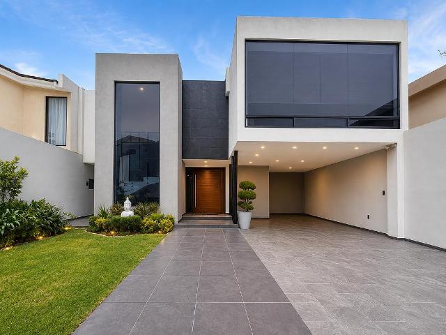 Casa en Venta en Zinacantepec, Fraccionamiento La Esperanza