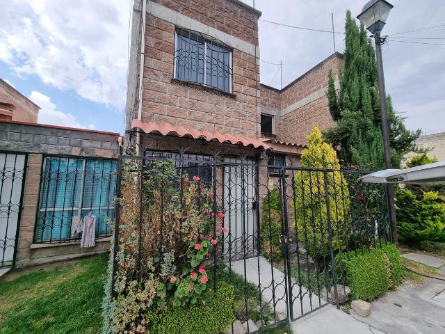 Casa en venta en Zinacantepec, Geovillas el Nevado