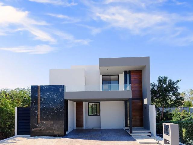 Casa en Venta en Zona Country Club, Mérida, Yucatán