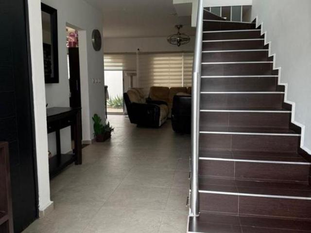 Casa en Venta en Zona Country Residencial Zafiro, Equipada y amenidades. Villahermosa, Tabasco MX