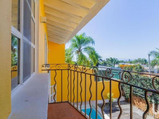 Casa en venta en Zona Dorada el Corazón de Cuernavaca Morelos BAJA DE PRECIO!